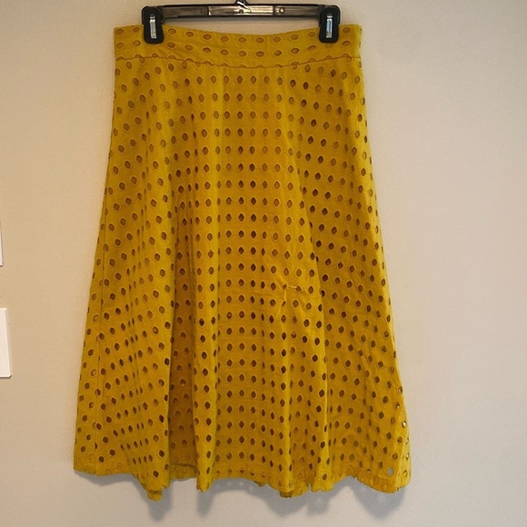 H&M Eyelet Cotton Half Lined Fit & Flare Skirt Mustard Size 10 *Flawed pls read - Picture 1 of 11